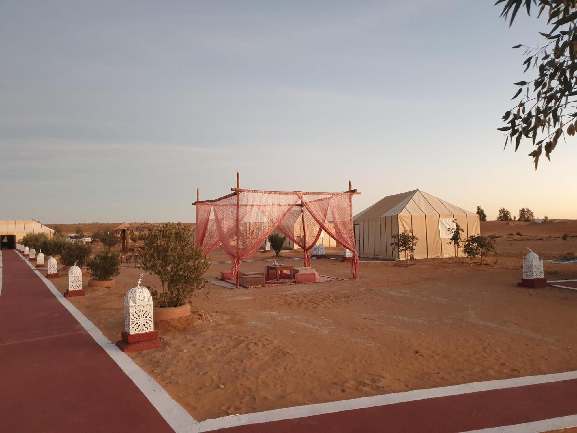 Desert Romantic Camp Merzouga Exteriör bild